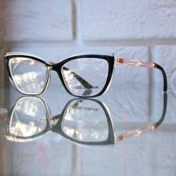Kocie czarne okulary - przezroczyste zauszniki i środek okulary Dolce Gabbana DG 5054 675.jpg