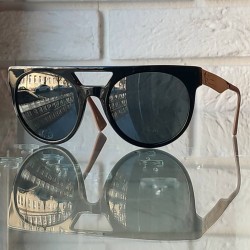 Ciemne okulary przeciwsłoneczne Versace VE4339 5248-87.jpg